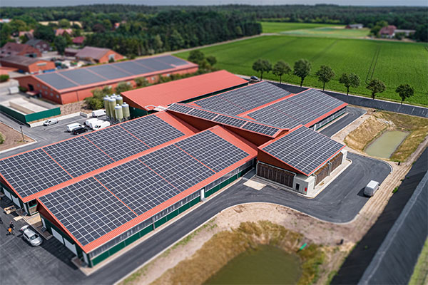 PV-Anlage Gewerbe Lichtplanung der Außenbeleuchtung